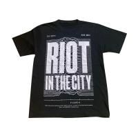<img class='new_mark_img1' src='https://img.shop-pro.jp/img/new/icons13.gif' style='border:none;display:inline;margin:0px;padding:0px;width:auto;' />CATANA_RIOT IN THE CITY shirt black