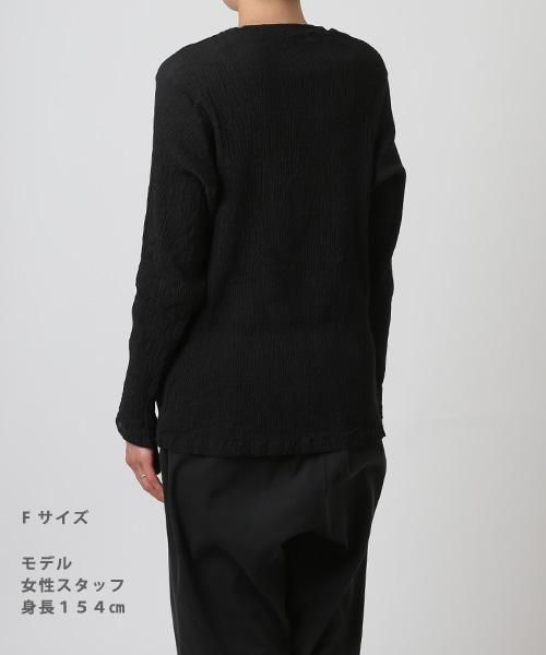 プリーツプリーズ 長袖 ラウンドネック プリーツ ラウンドネックシャツ 長袖 | ブラック - 楊柳生地 専門店