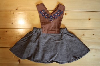 フランシュリッペ　シェリーラファム　フラワー刺繍ジャンパースカート