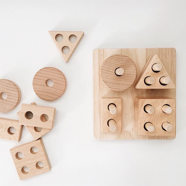 <img class='new_mark_img1' src='https://img.shop-pro.jp/img/new/icons14.gif' style='border:none;display:inline;margin:0px;padding:0px;width:auto;' />̵Eco Wooden Shape Sorter by L+L THE LABEL