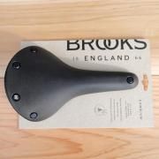BROOKS(֥å)C17<img class='new_mark_img2' src='https://img.shop-pro.jp/img/new/icons61.gif' style='border:none;display:inline;margin:0px;padding:0px;width:auto;' />