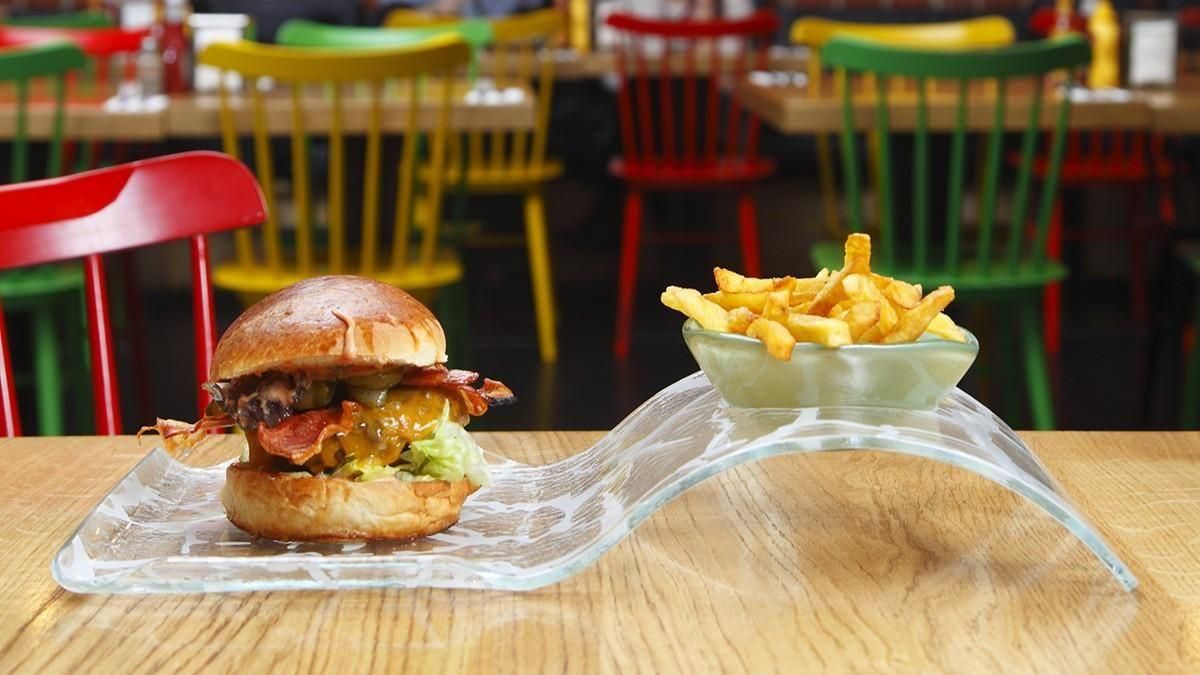 クリスマス料理に】超レア グラススタジオ 銅色 円形皿 8枚セット プロ用