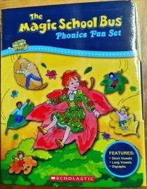 スカラスティック Magic School Bus Phonics Boxed Set 12冊+MP3CD 