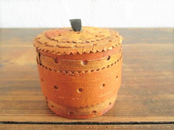 ヴィンテージ 北欧雑貨　小物入れ 北欧ヴィンテージ 1980年珍しい形の白樺小物入れ♪北欧インテ