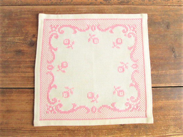 vintage mat ❀ かわいいピンクのお花 クロス-