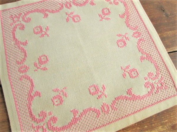 vintage mat ❀ かわいいピンクのお花 クロス-