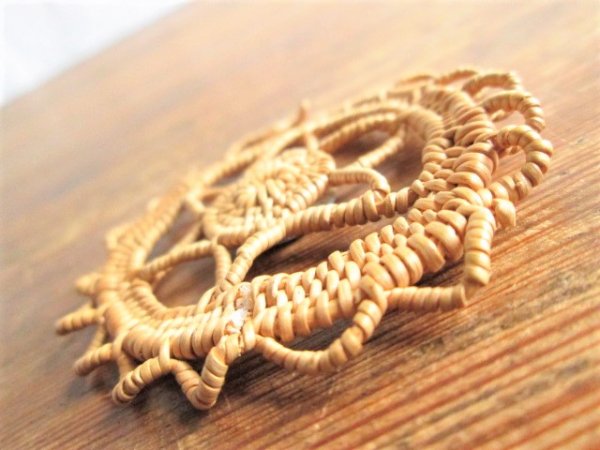 サーミ族の伝統工芸品♪ Rotslojd/ロットスロイドの飾り/メダル