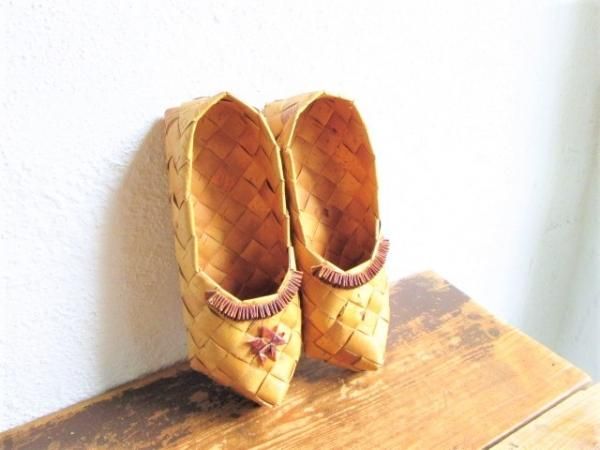 スウェーデンの美しい伝統工芸品♪白樺の靴/シューズ/サンダル