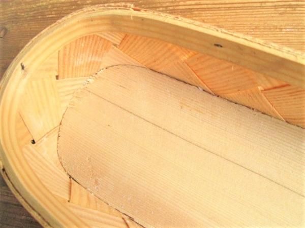 J スウェーデンの美しい伝統工芸品♪Spankorg/スポーンコリの