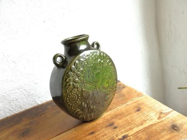 Upsala Ekeby/ウプサラエケビィ： P.V.Freymannデザイン 花瓶”Gokotta