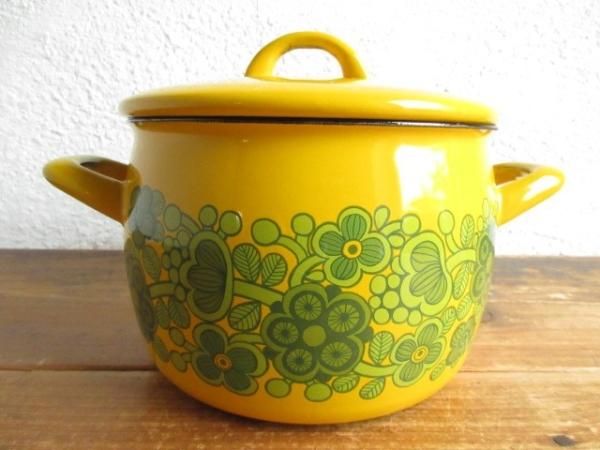 ARABIA Finel/フィネル/ホーロー製両手鍋　プリマベーラ　緑 フィネル 琺瑯両手鍋 緑 ARABIA Finel/フィネル/ホーロー製両手鍋