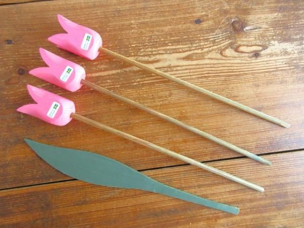 P 木製チューリップのオブジェ：ピンク3本＆葉っぱ付き。。。♪ - 北欧