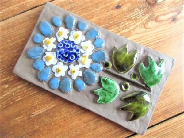 陶器壁掛け：Jie/ジィ社製 お花で寄せ集めて出来たお花♪ ブルー系