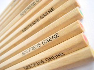 S Oslash Strene Grene の色鉛筆セット 北欧雑貨 ヴィンテージショップ Made In Sweden 北欧食器 アンティーク インテリア 北欧デザイン商品を現地スウェーデンからご紹介するネット通販ショップです