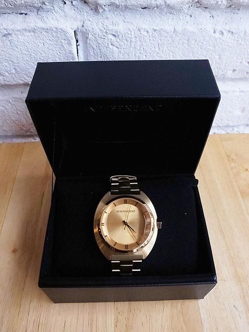 DRESSCAMP×INDEPENDENT】STUDS CLASSICO WATCH (GOLD) - Karaln