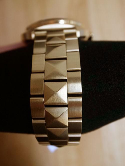 DRESSCAMP×INDEPENDENT】STUDS CLASSICO WATCH (GOLD) - Karaln