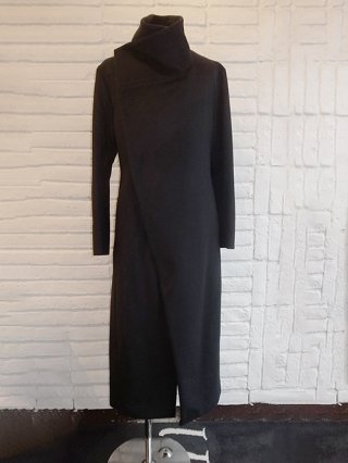 Bennu/yujisugenoHigh Collar Long Wrap Coat (Black)
