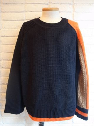 【DIET BUTCHER/ダイエットブッチャー】Wool nylon × Mohair Over sleeve knit pullover (NAVY×BEIGE × ORANGE)