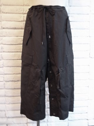 【DIET BUTCHER/ダイエットブッチャー】Cropped cargo pants (BLACK)