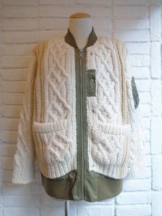 amok/⥯MULTI DOCKING BLOUSON (BEIGE)