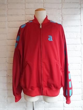 <img class='new_mark_img1' src='https://img.shop-pro.jp/img/new/icons8.gif' style='border:none;display:inline;margin:0px;padding:0px;width:auto;' />amok/⥯WIDE STITCHING TRACK JACKET (RED)