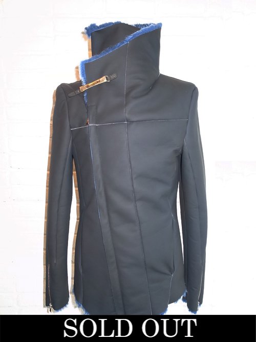 incarnation/インカネーション】WRAP NECK BIAS ZIP MOUTON BLOUSON (BLACK×BLUE) -  Karaln (カーラル)：incarnation ・nude:masahikomaruyama・kiryuyrik・yoshiokubo・amokなど公式取扱店・通販サイト