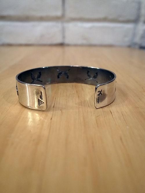 roar Nemesis ブレスレット ロアー　guns 30%OFF【roar/ロアー】roar×Nemesis”STAR×CROSS GUN” BANGLE