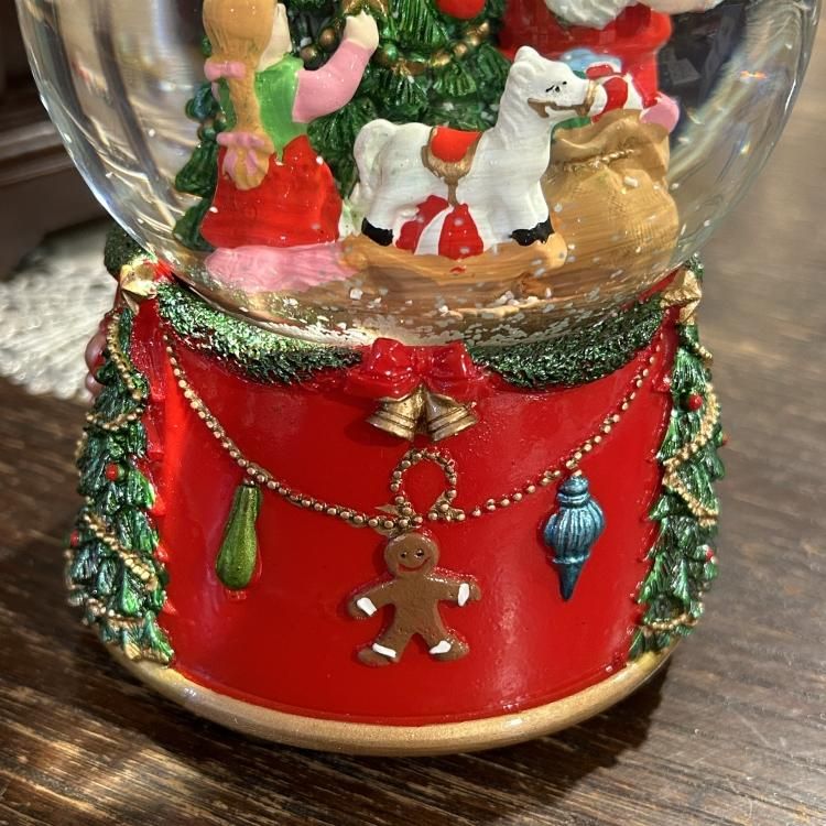 招き猫 スノードーム　オルゴール付き　縁起物　赤　手招き故障 招き猫 スノードーム オルゴール付き 縁起物 赤 手招き故障