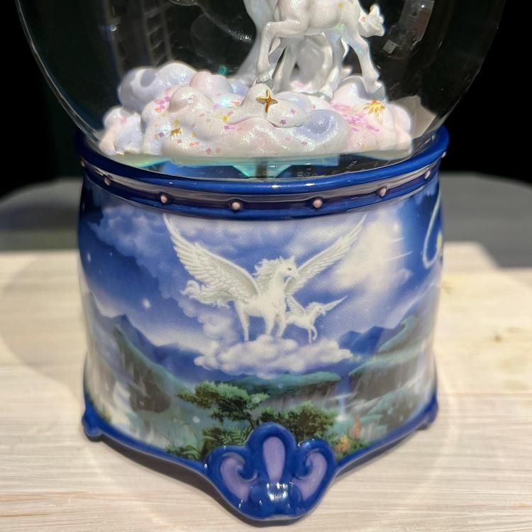 ペガサスの親子 - スノードーム美術館 ONLINE SHOP