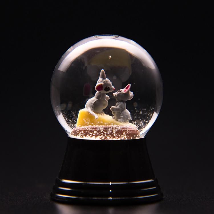 ピーナッツ サリーブラウン スノードーム スノーグローブ 陶器 フィギュア 8545740.jpg?cmsp_timestamp=