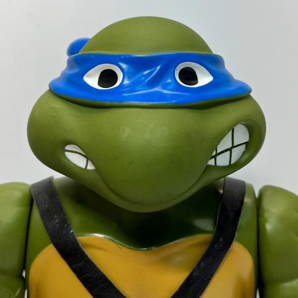 ビンテージ、1989年製のGIANTタートルズのフィギュアです。 ビンテージ、1989年製のGIANTタートルズのフィギュアです