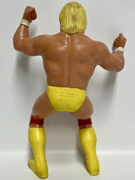 ハルク・ホーガン　WWF フィギュア　レア　希少 激レア！】ハルク・ホーガン フィギュア - メルカリ