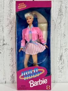 1997 HULA HOOP Barbie<img class='new_mark_img2' src='https://img.shop-pro.jp/img/new/icons1.gif' style='border:none;display:inline;margin:0px;padding:0px;width:auto;' />