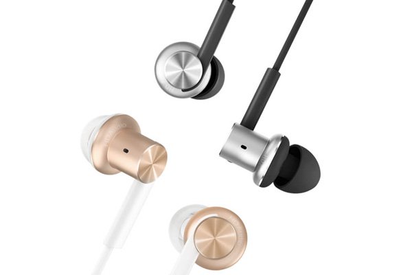 Xiaomi (小米) Mi In-Ear Headphones Pro インナーイヤホン 全2色