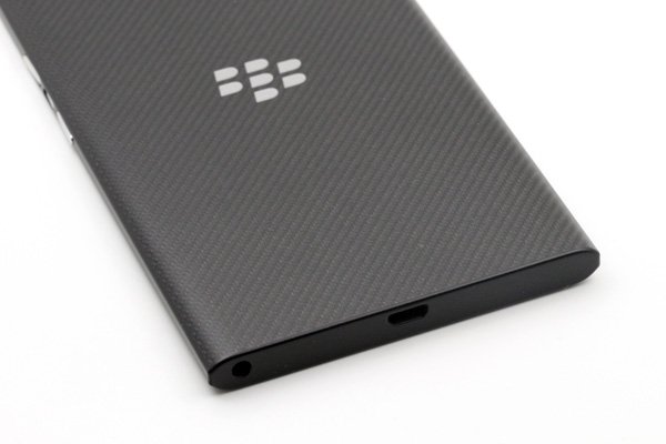 Blackberry Priv バックカバー交換修理 [7]