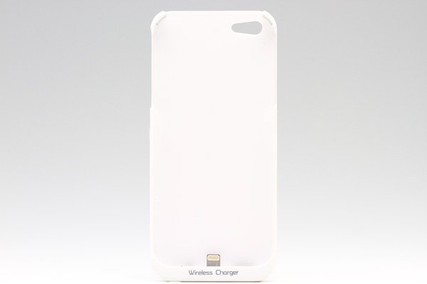 iPhone5でワイヤレス充電可能Qi 対応ケース ホワイト  [1]