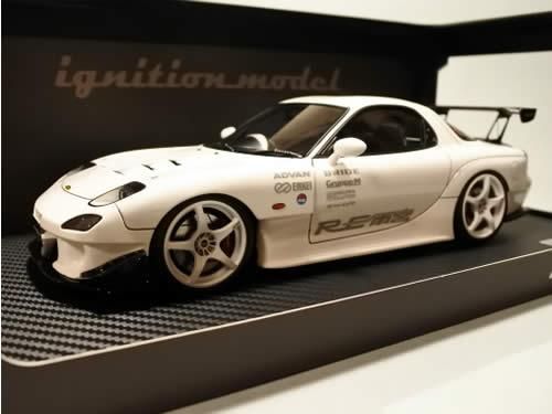 ignition model/イグニッションモデル】1/18 MAZDA RX-7 (FD3S) RE Amemiya White - ミニカーショップ  NEOHOBBY（ネオホビー）