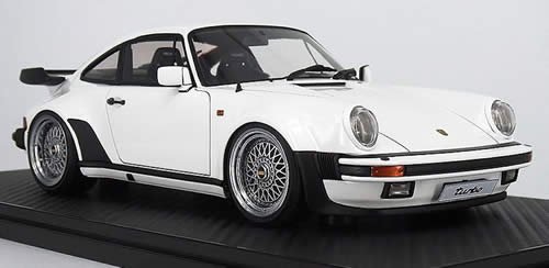 702-027 シュコー 1/18 ポルシェ Porsche Master