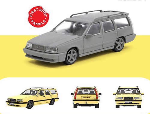 TARMAC WORKS/ターマックワークス】1/64 Volvo 850 T-5R Estate Yellow