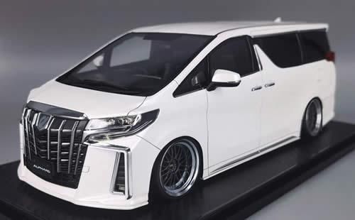 ignition model/イグニッションモデル】1/18 Toyota Alphard (H30W