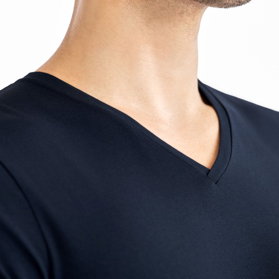 ブレッド＆ボクサーズ：ORGANIC COTTON V-NECK Tシャツ (ダークネイビー)