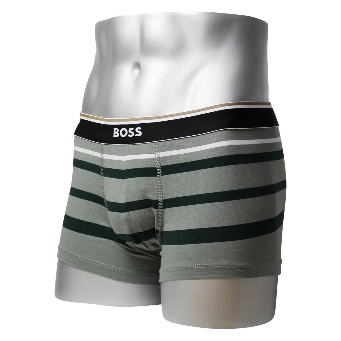 ヒューゴボス　紫色パンツ HUGO BOSS (ヒューゴボス) サイドロゴテープ ショートパンツ