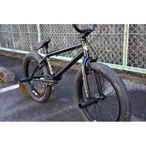 FIEND / 2022 TYPE B -SEMI GLOSS BLACK- BMX ストリート |  在庫限りセール、DEPOメンバー登録で25％OFF！ - ジテンシャデポBMX 名古屋のBMXプロショップが運営するストリート 、フラットの完成車、カスタムパーツの通販サイト