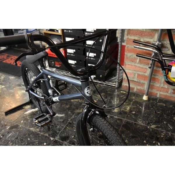 18インチ　RAMPAGE キッズバイク 黒/黄 前カゴ付き PATH - DURCUS ONE BMX - 18インチキッズBMX 完成車 - BMX専門の