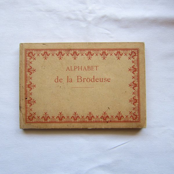 フランスアンティークALPHABETde la Brodeuse刺繍図案集DMC - DE PARIS