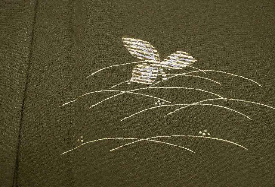 未使用のろこう茶色竹屋町刺繍付け下げ着物（お勧め品です） - リサイクル着物のことなら京都で創業80年の老舗ゑちごやへ