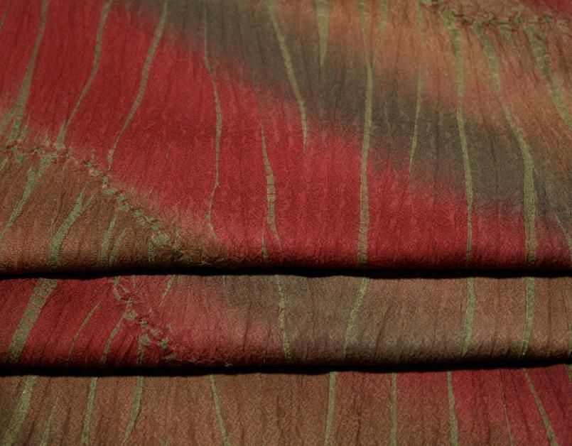 弁柄色竜巻絞り道中着 - リサイクル着物のことなら京都で創業80年の