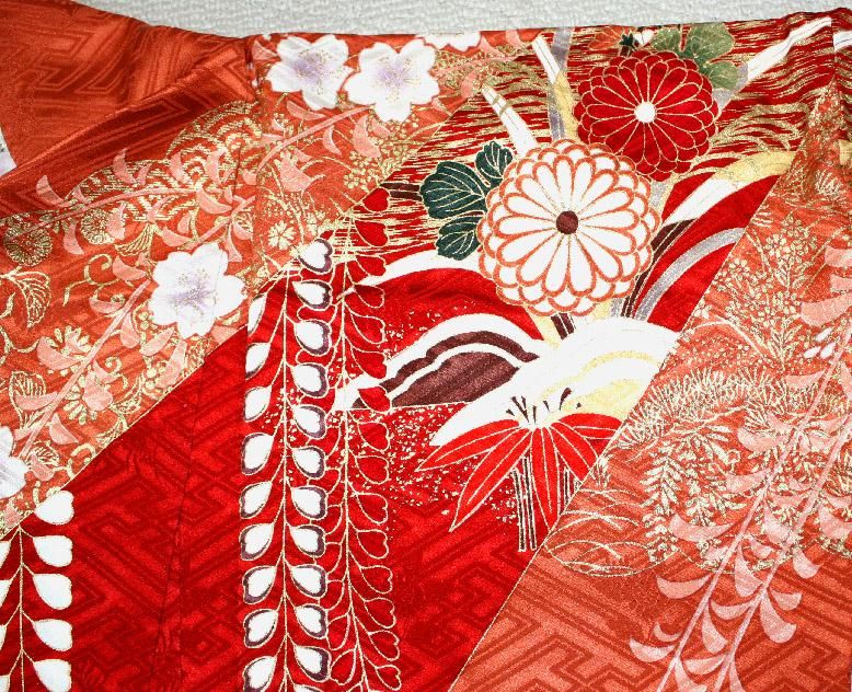 D339 振袖　紅型　鴛鴦　花模様　正絹　着物　袷　極美品 格式の高い柄 紅型の振袖をご紹介✨✨｜成⼈式の振袖ネットレンタル