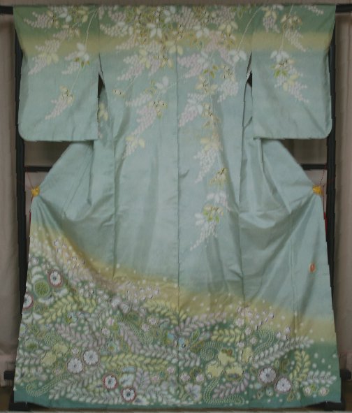 白緑色大島紬生地・絞り入り辻が花模様訪問着（長身の方に） - リサイクル着物のことなら京都で創業80年の老舗ゑちごやへ