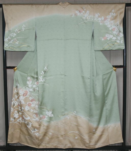 夏虫色裾ぼかし気品ある訪問着 - リサイクル着物のことなら京都で創業